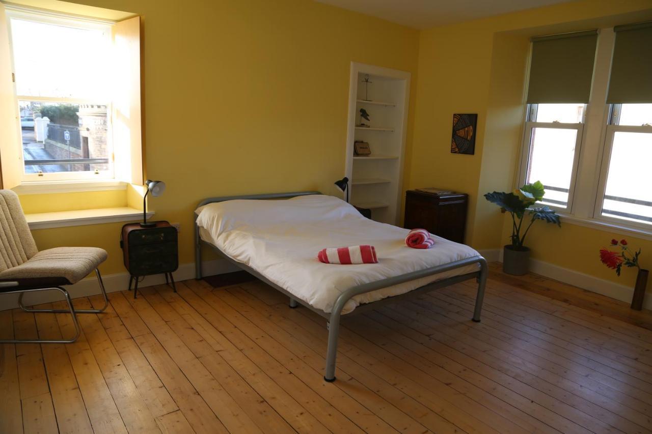 The Dolphin Inn Hostel Dunbar Eksteriør bilde